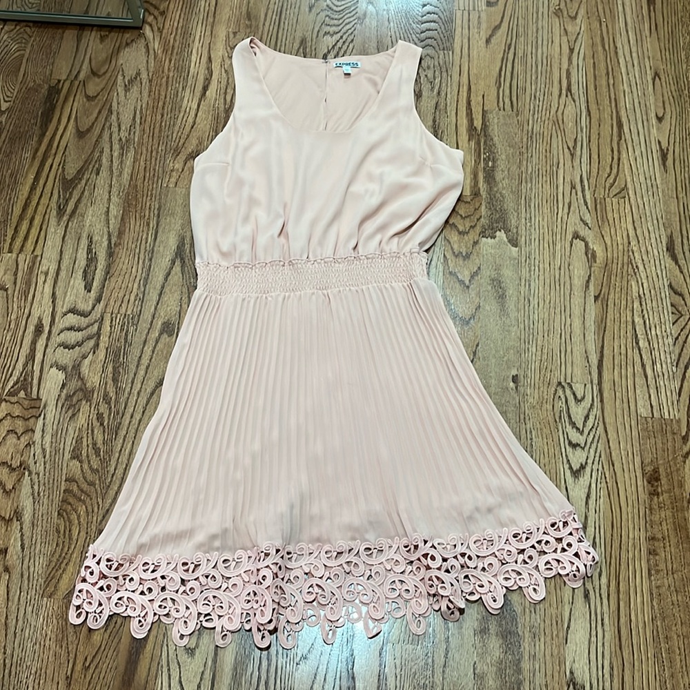Express Peach/pink chiffon dress